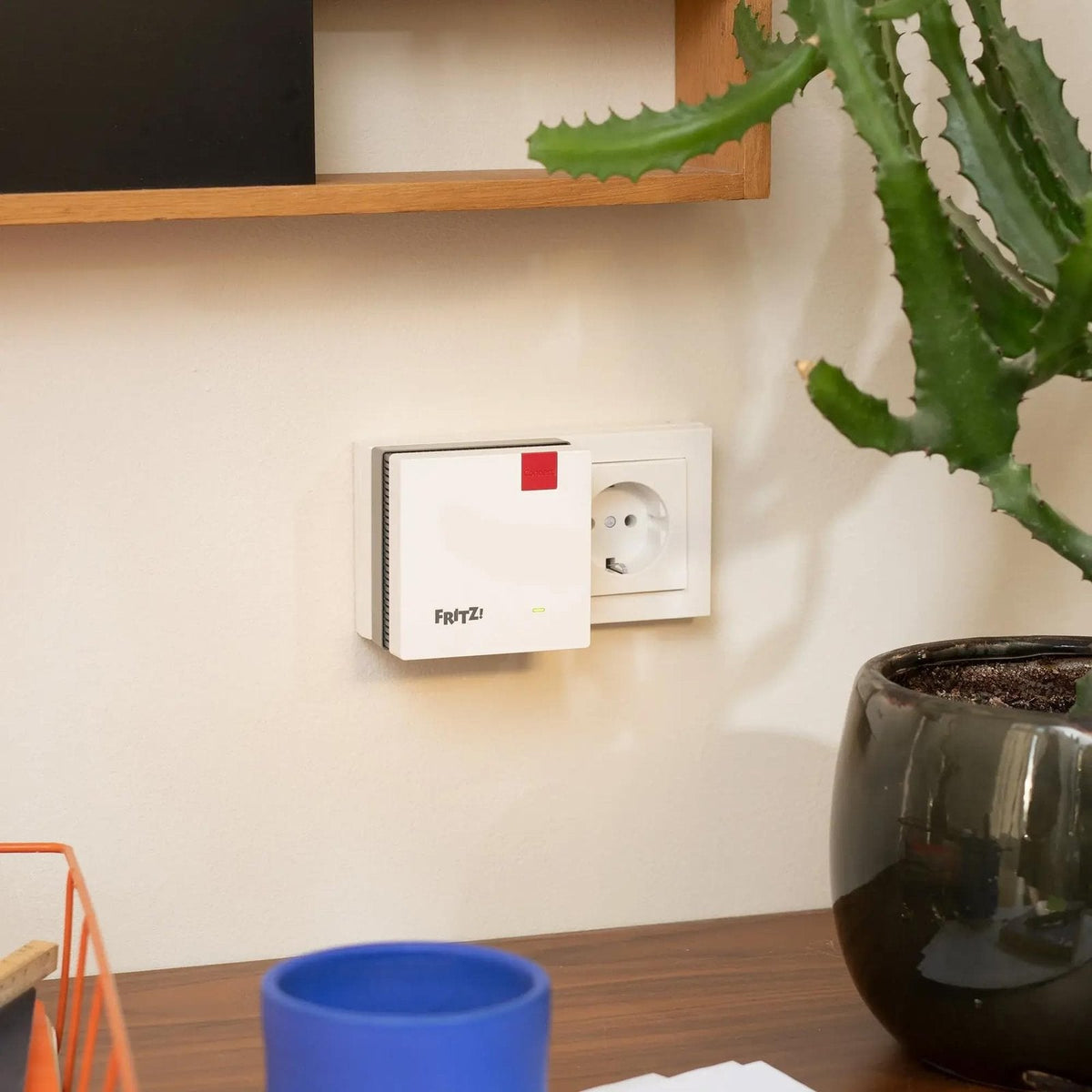 FRITZ!Repeater 1700 – Wi-Fi 7 Mesh-Verstärker bis 3.600 MBit/s, kompakt mit Gigabit-LAN & WPA3